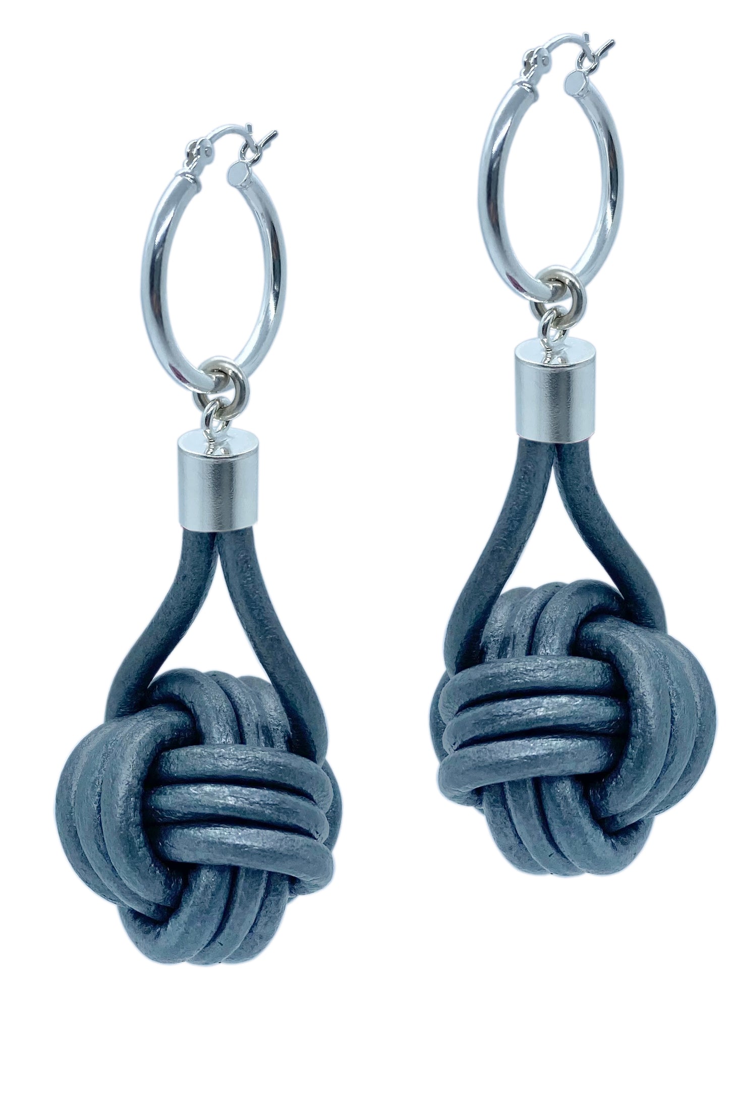 KNOT PENDANT EARRINGS