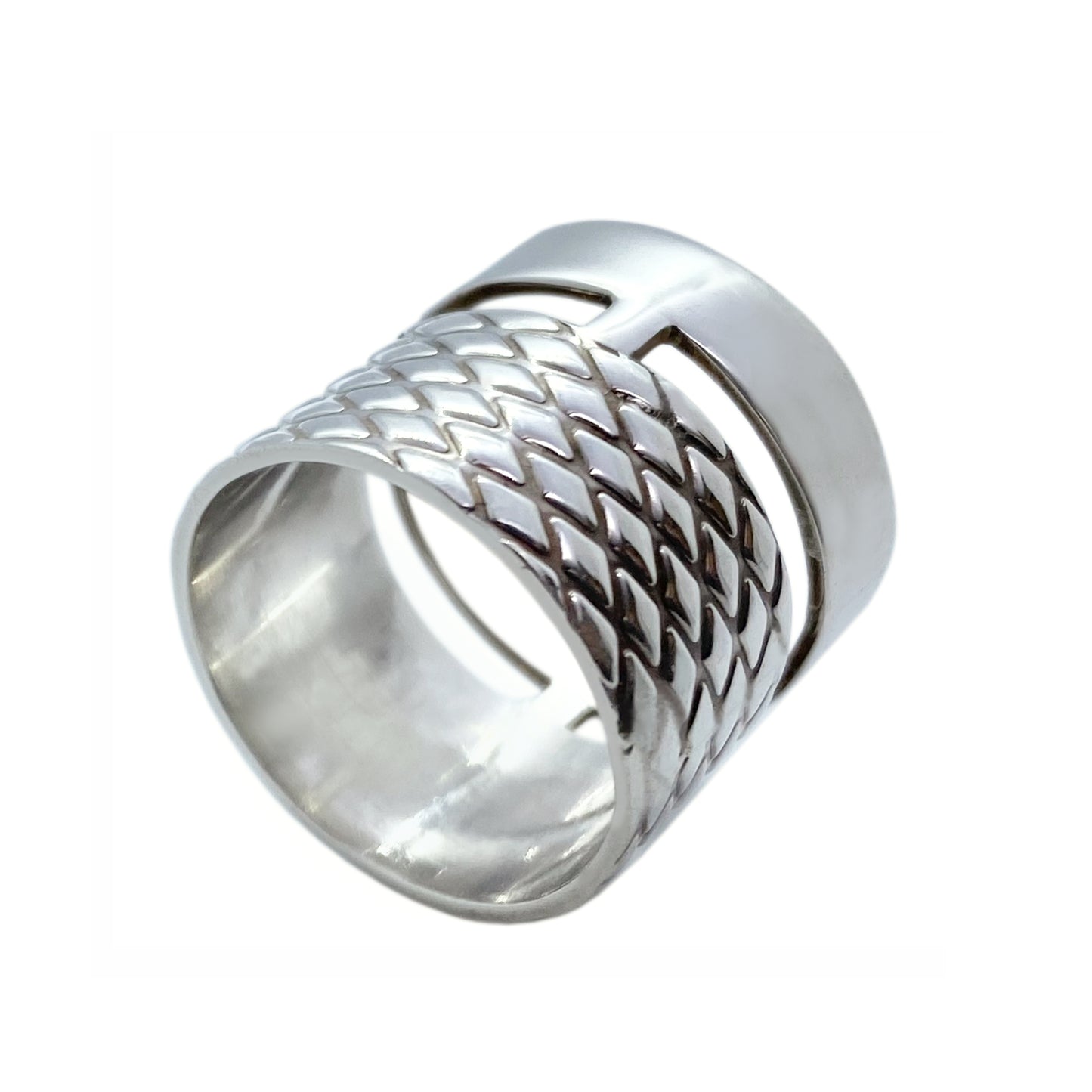 HYBRID CUT-OUT RING